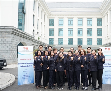 “Bữa sáng yêu thương – ấm áp nghĩa tình” đã đưa 330 suất ăn đến với những...